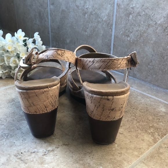 Aerosoles- Cork Wedges. Size 10 - Picture 3 of 5